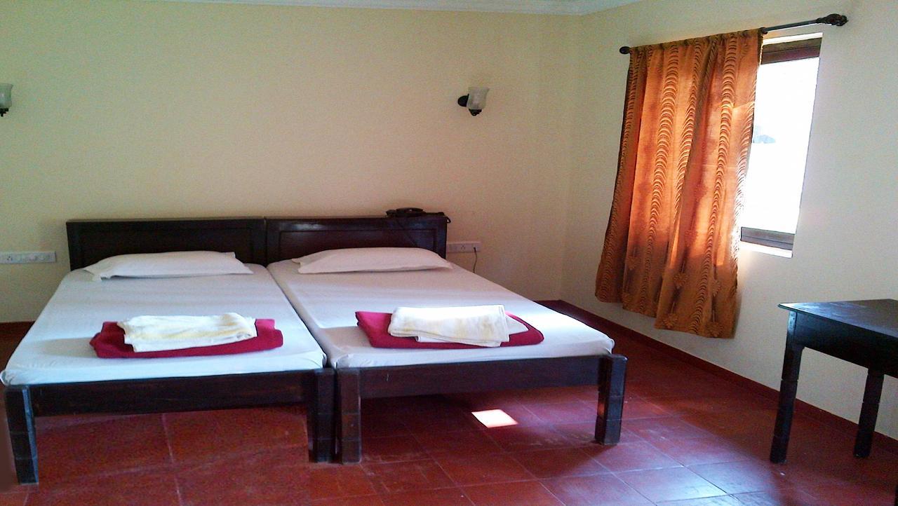 Lamour Beach Resort Benaulim Exterior photo