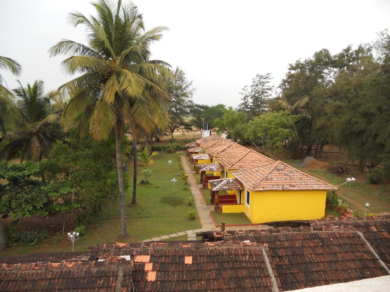 Lamour Beach Resort Benaulim Exterior photo